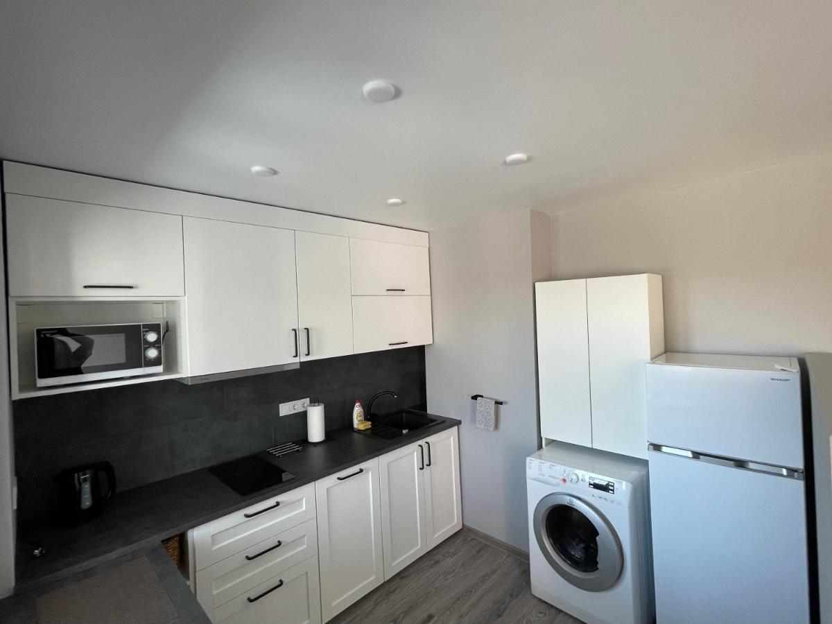 Apartment Near The Sea-Sigulda Street 利耶帕亚 外观 照片